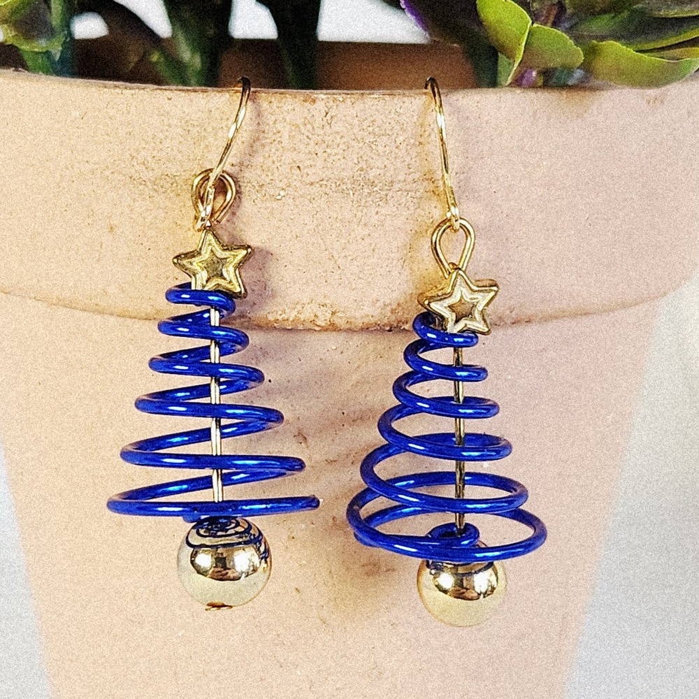 Blue Spiral Christmas Tree Earrings Star Charm Gold Tone‎ Dangle Holiday NEW